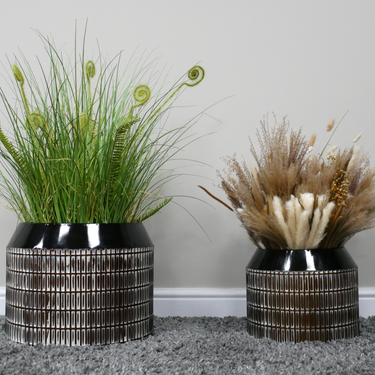 Set Of 2 Black Planters