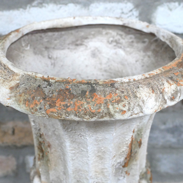 Urn