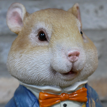 Small Mouse Bust