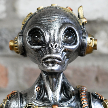 Steampunk Alien