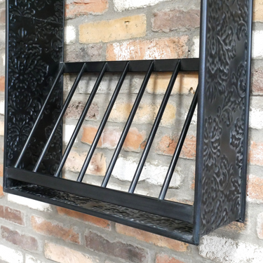 Metal Wine Wall Unit