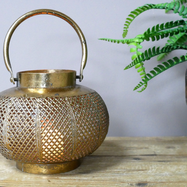 Candle Holder With Handle
