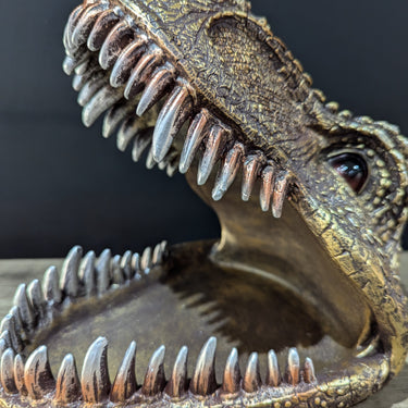 Dinosaur Dish