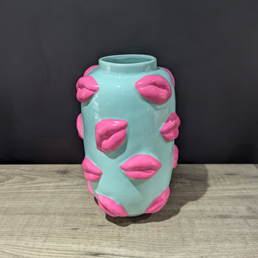 Kisses Ceramics Vase