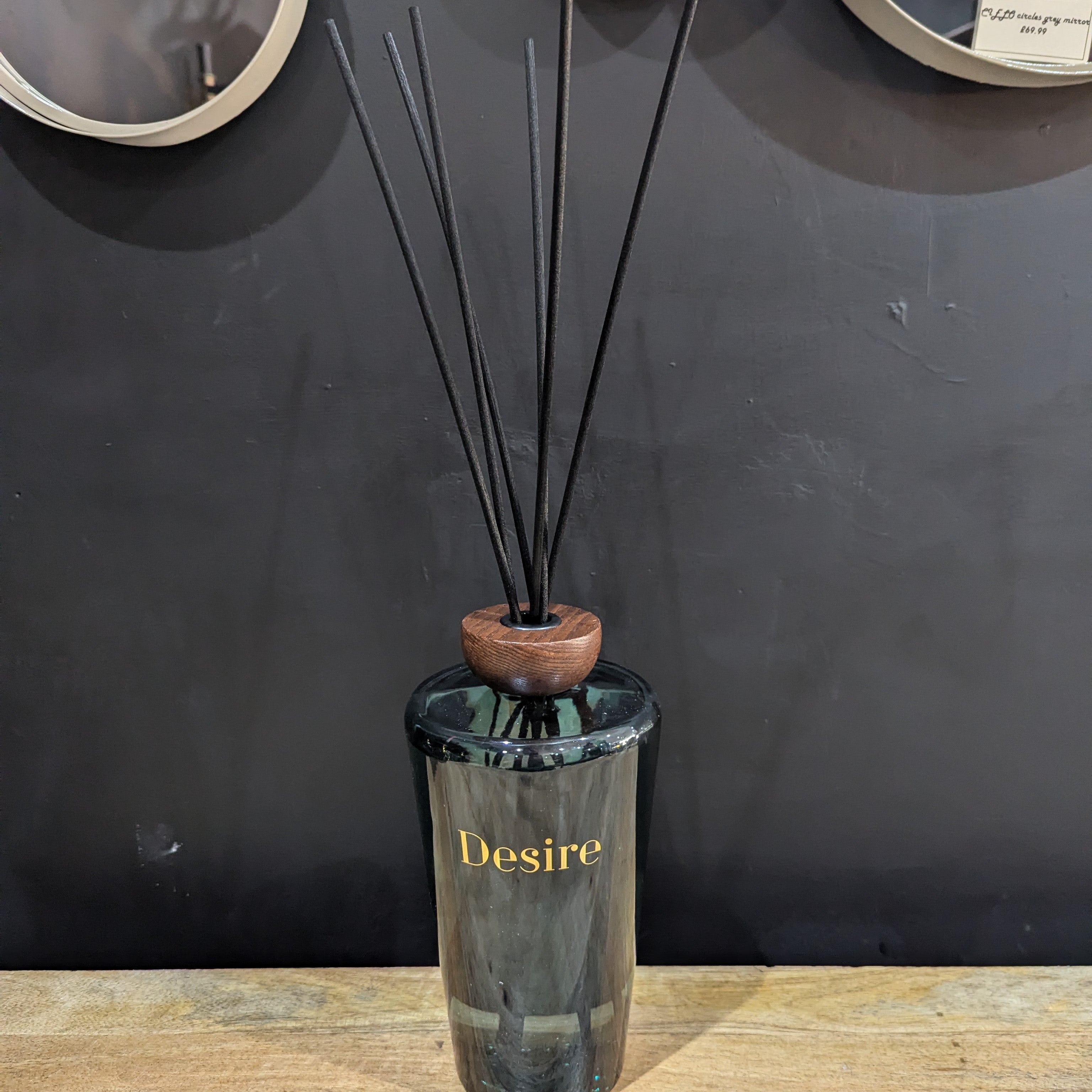 Giant Diffuser 1 Litre Oud & Sandalwood – Black Sheep Interiors