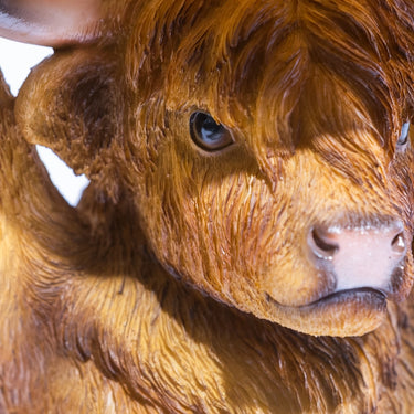 Highland Cow Holding Trunk Slice, Side Table